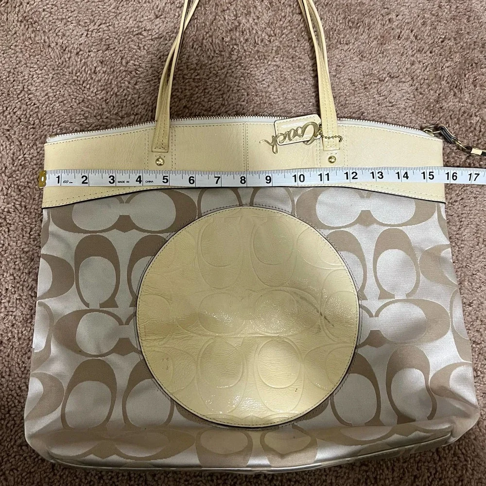 Coach Laura‎ Signature Large Tote Bag